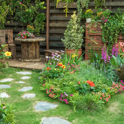 Home & Outdoor Living